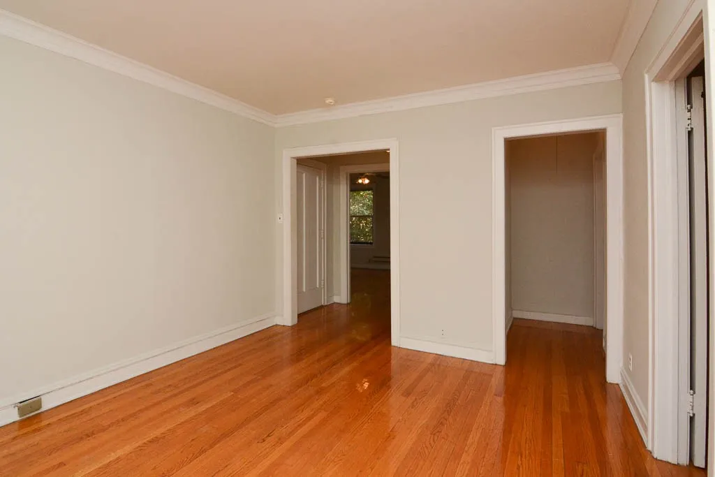 1117 W Oakdale Ave, ,  60657, USA 60657-unit#2B-Chicago-IL