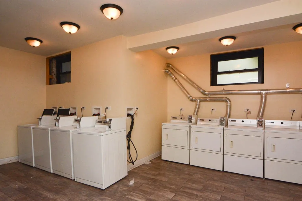 1117 W Oakdale Ave, , 60657, USA 60657-unit#2B-Chicago-IL