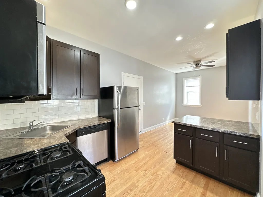 4452 N Sheridan Rd, , 60640, USA 60640-unit#3-Chicago-IL