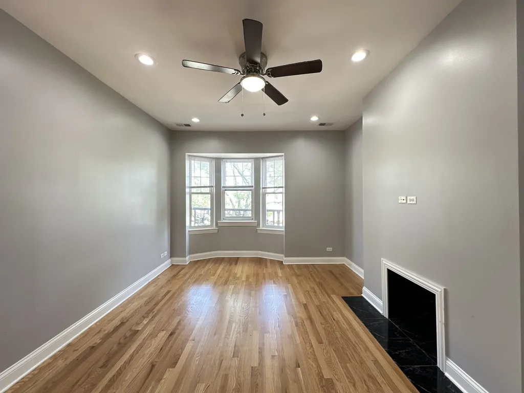 4452 N Sheridan Rd, , 60640, USA 60640-unit#3-Chicago-IL