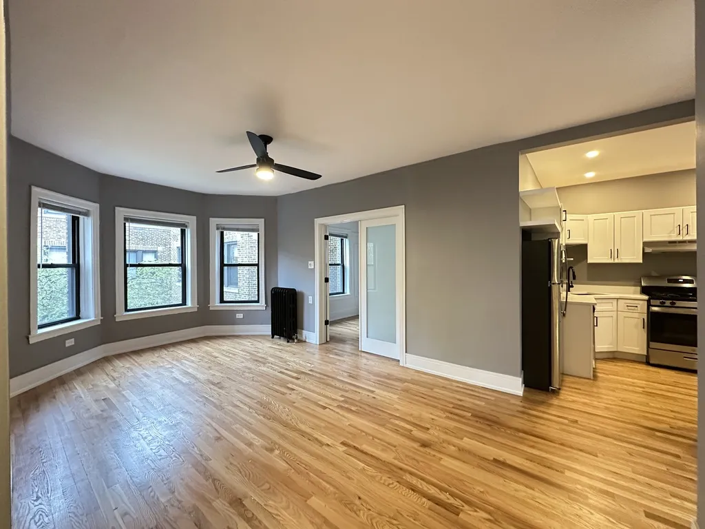 639 W Cornelia Ave, , 60657, USA 60657-unit#2S-Chicago-IL