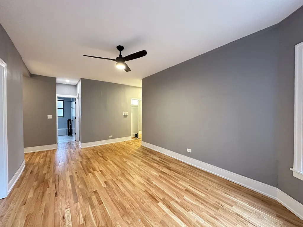 639 W Cornelia Ave, , 60657, USA 60657-unit#2S-Chicago-IL