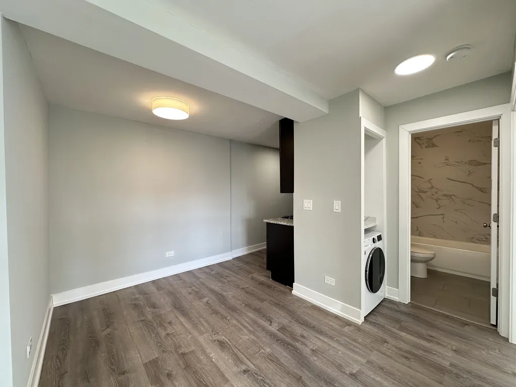 445 W Barry Ave, ,  60657, USA 60657-unit#529-Chicago-IL