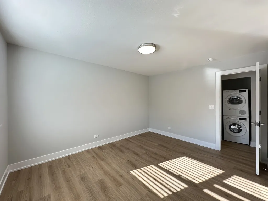 530 W Aldine Ave, ,  60657, USA 60657-unit#412-Chicago-IL