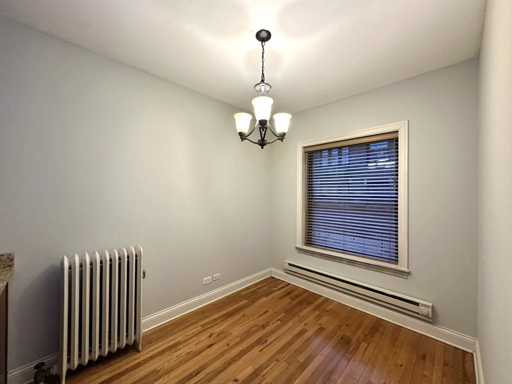 744 W Addison St, , 60613, USA 60613-unit#1S-Chicago-IL
