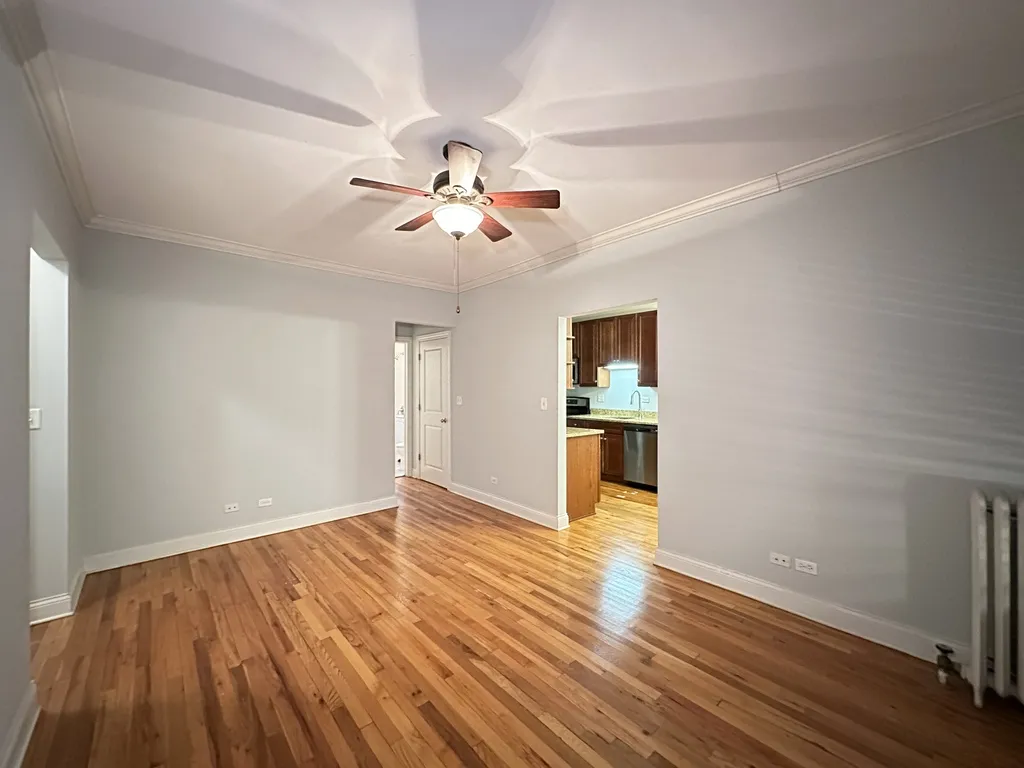 744 W Addison St, , 60613, USA 60613-unit#1S-Chicago-IL