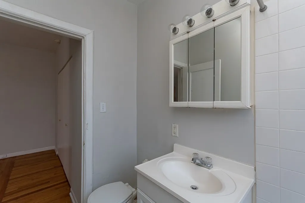 1050 W George St, , 60657, USA 60657-unit#205-Chicago-IL