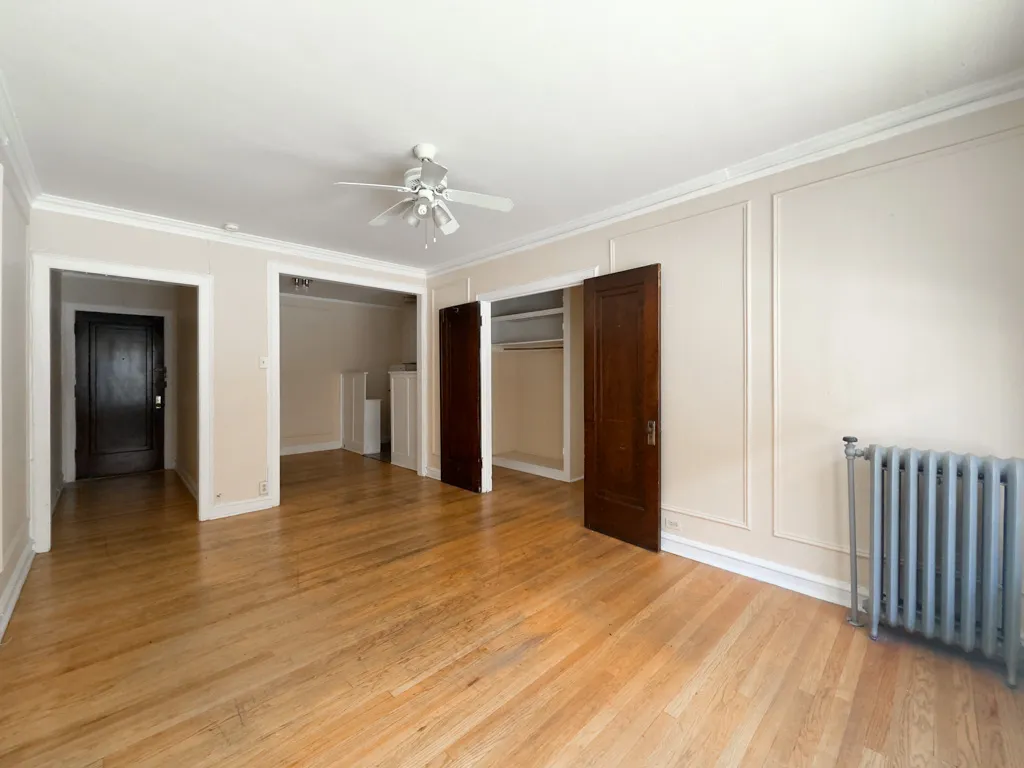 1211 W Elmdale Ave, , 60660, USA 60626-unit#2J-Chicago-IL