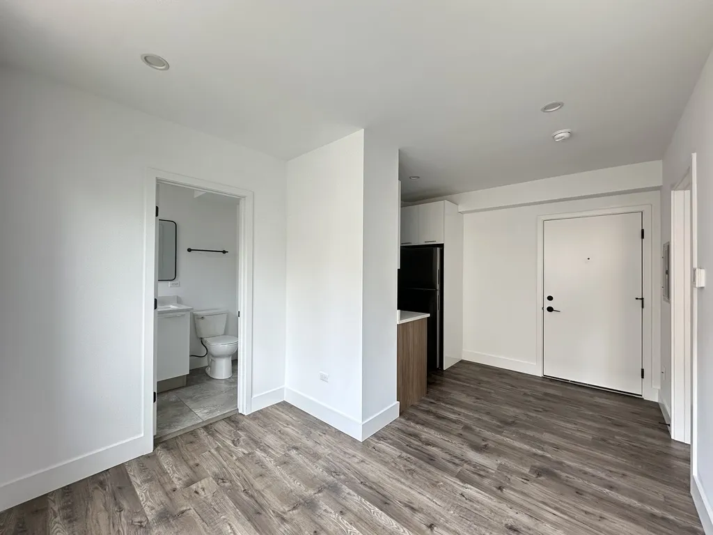941 W Carmen Ave, ,  60640, USA 60640-unit#103-Chicago-IL