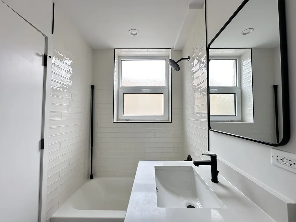 941 W Carmen Ave, ,  60640, USA 60640-unit#103-Chicago-IL