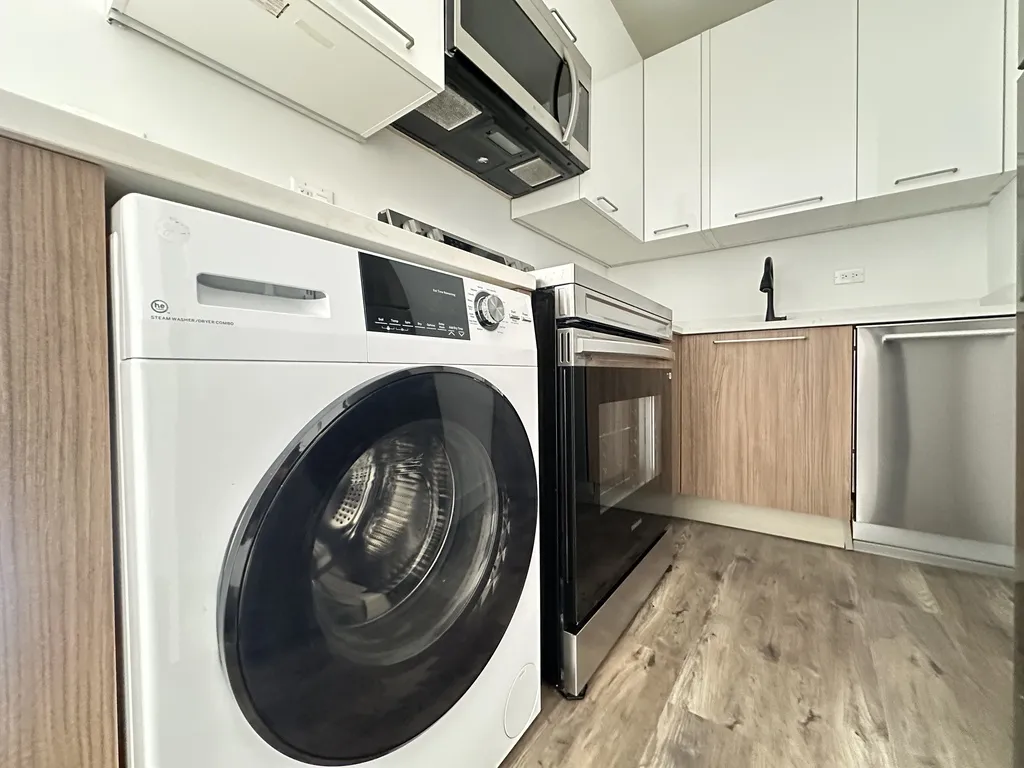 941 W Carmen Ave, ,  60640, USA 60640-unit#103-Chicago-IL