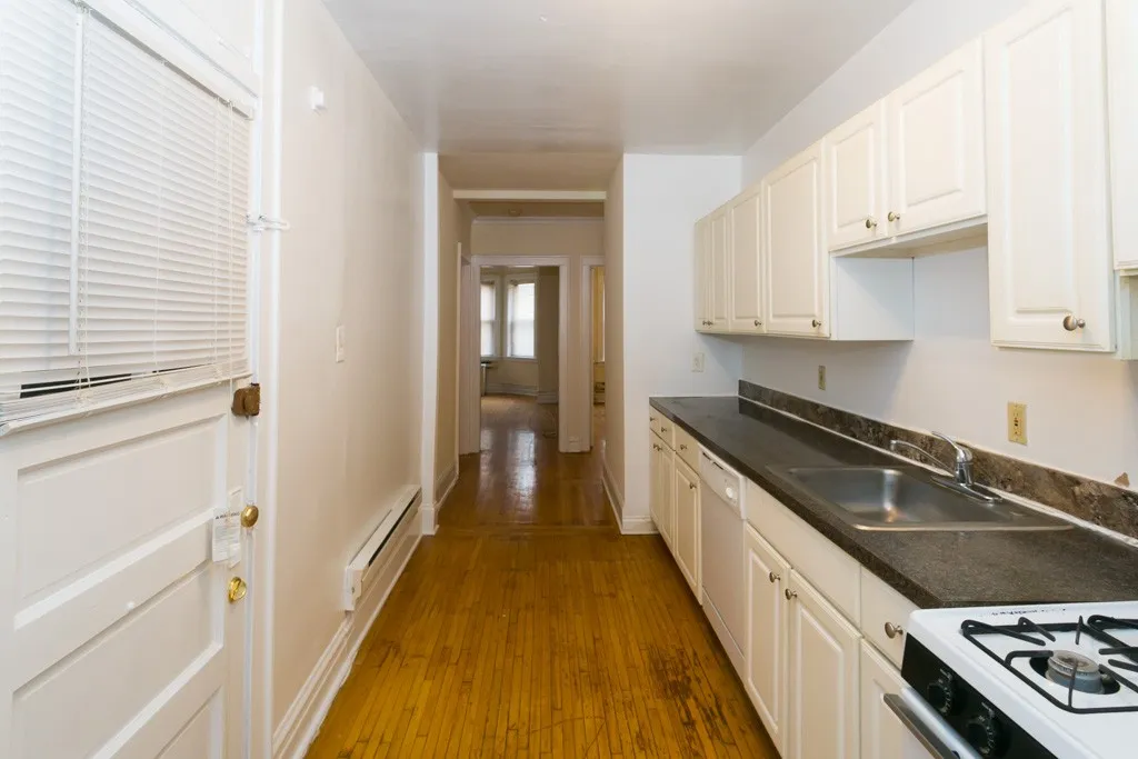 2438 W Rosemont Ave, , 60659, USA 60659-unit#NE1-Chicago-IL