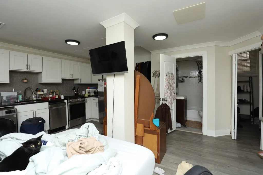 648 W Roscoe St, , 60657, USA 60657-unit#GD-Chicago-IL