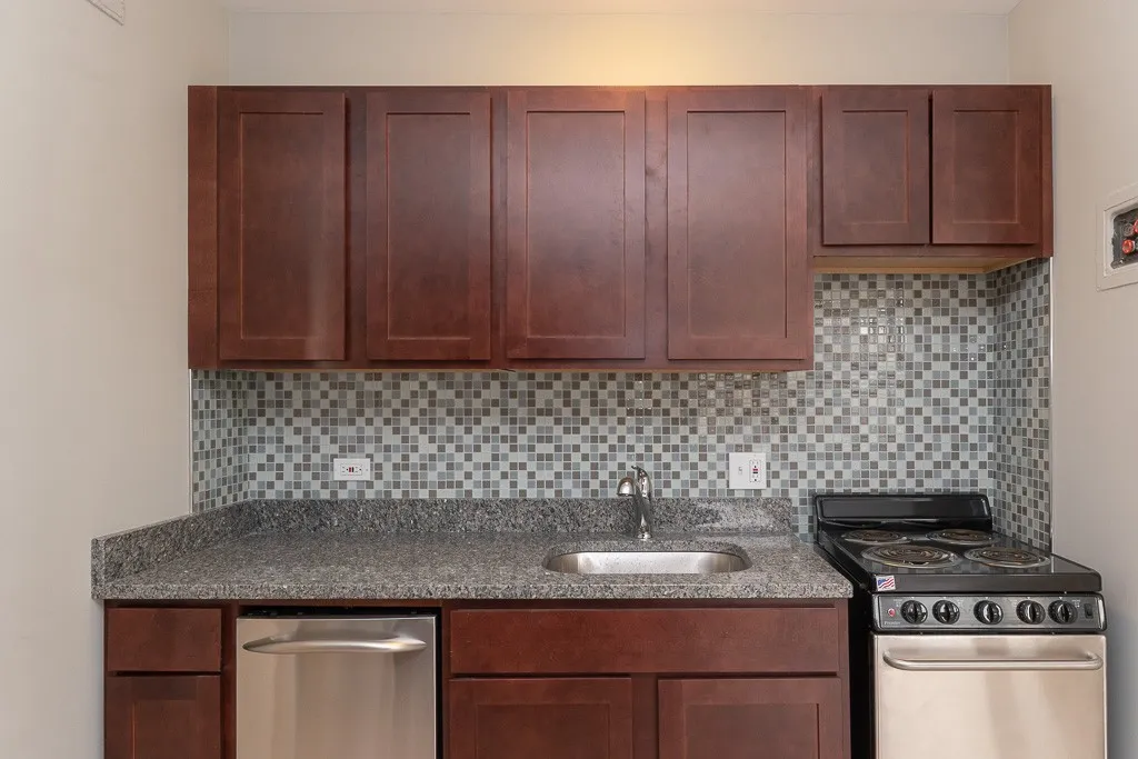 445 W Wellington Ave, ,  60657, USA 60657-unit#12E-Chicago-IL