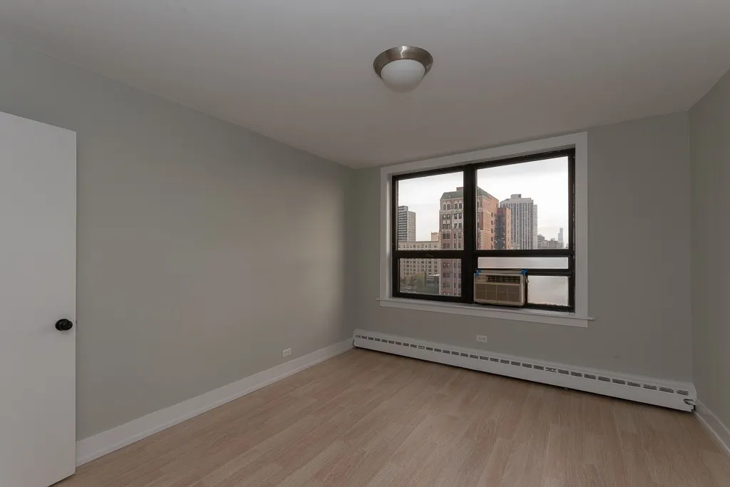 445 W Wellington Ave, ,  60657, USA 60657-unit#12E-Chicago-IL