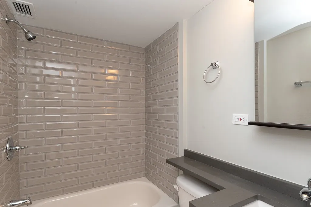 445 W Wellington Ave, ,  60657, USA 60657-unit#12E-Chicago-IL