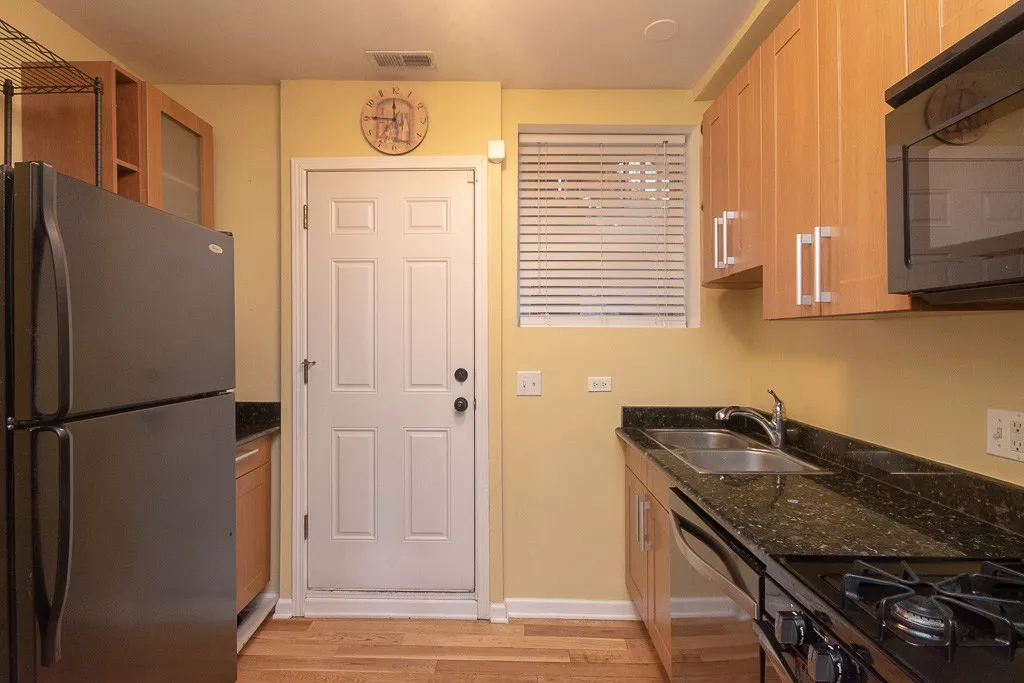3103 W Lawrence Ave, , 60625, USA 60625-unit#2-Chicago-IL