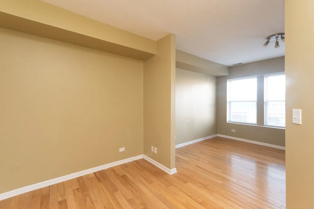 3103 W Lawrence Ave, , 60625, USA 60625-unit#2-Chicago-IL