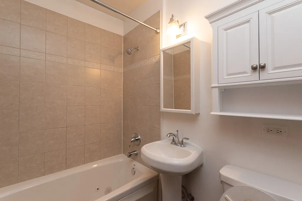 3103 W Lawrence Ave, , 60625, USA 60625-unit#2-Chicago-IL