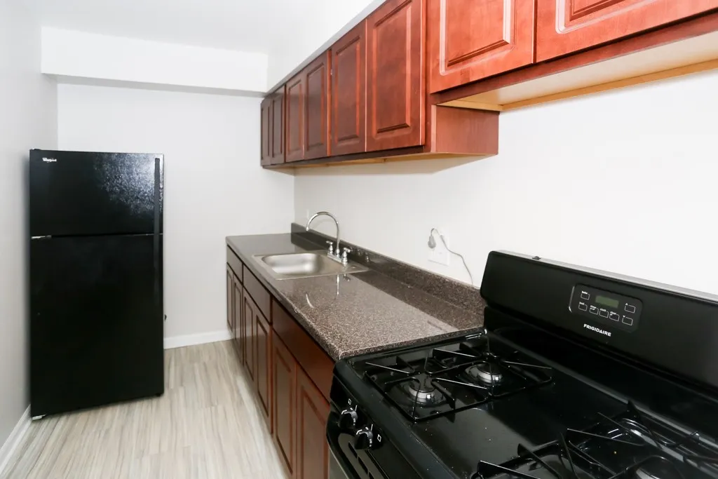 1040 W Hollywood Ave, , 60660, USA 60660-unit#310-Chicago-IL