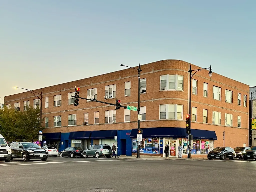 3957 W Irving Park Rd, , 60618, USA 60618-unit#309-Chicago-IL