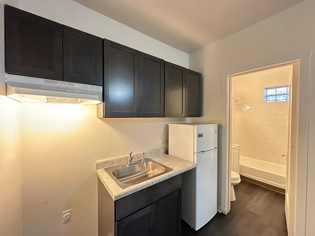 3957 W Irving Park Rd, , 60618, USA 60618-unit#309-Chicago-IL