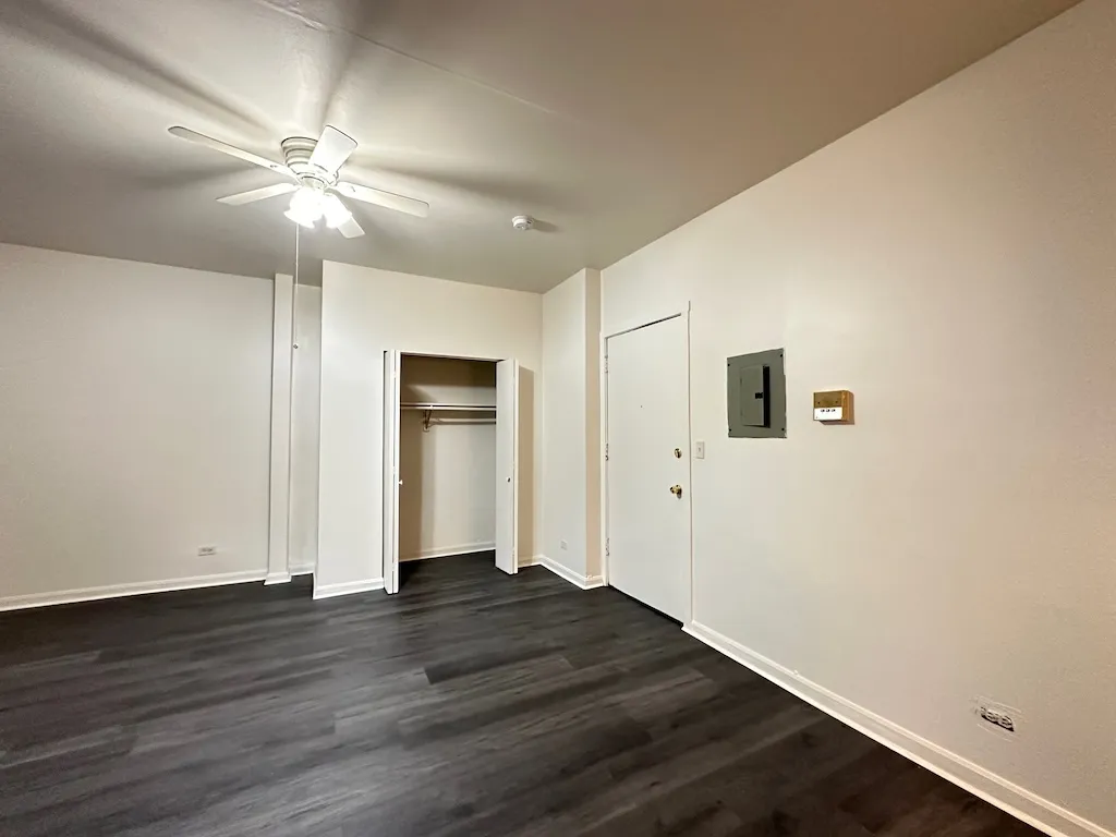 3957 W Irving Park Rd, , 60618, USA 60618-unit#309-Chicago-IL