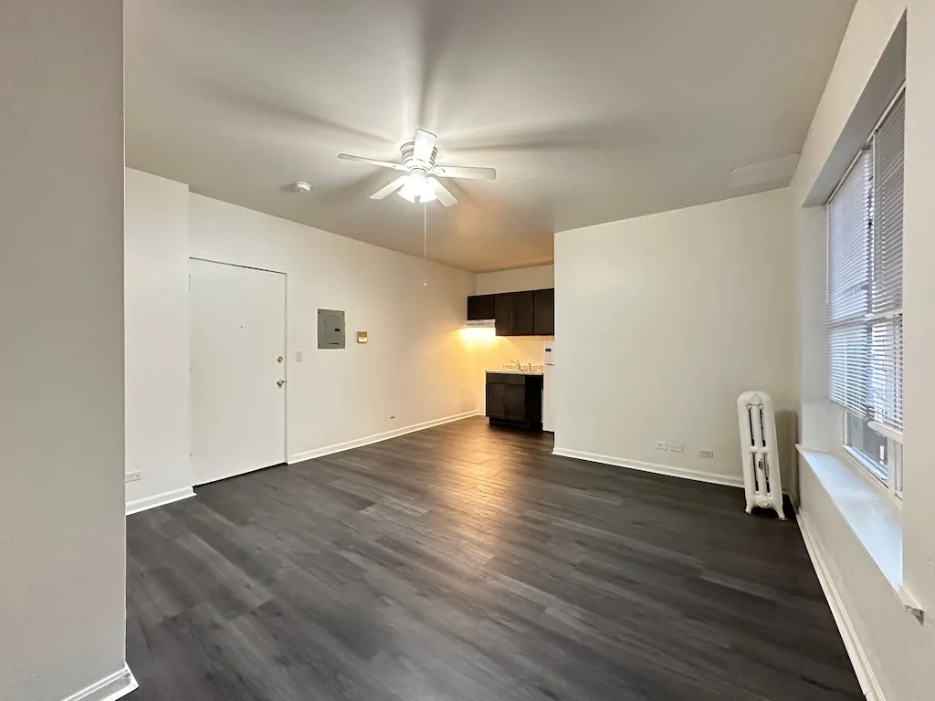 3957 W Irving Park Rd, , 60618, USA 60618-unit#309-Chicago-IL