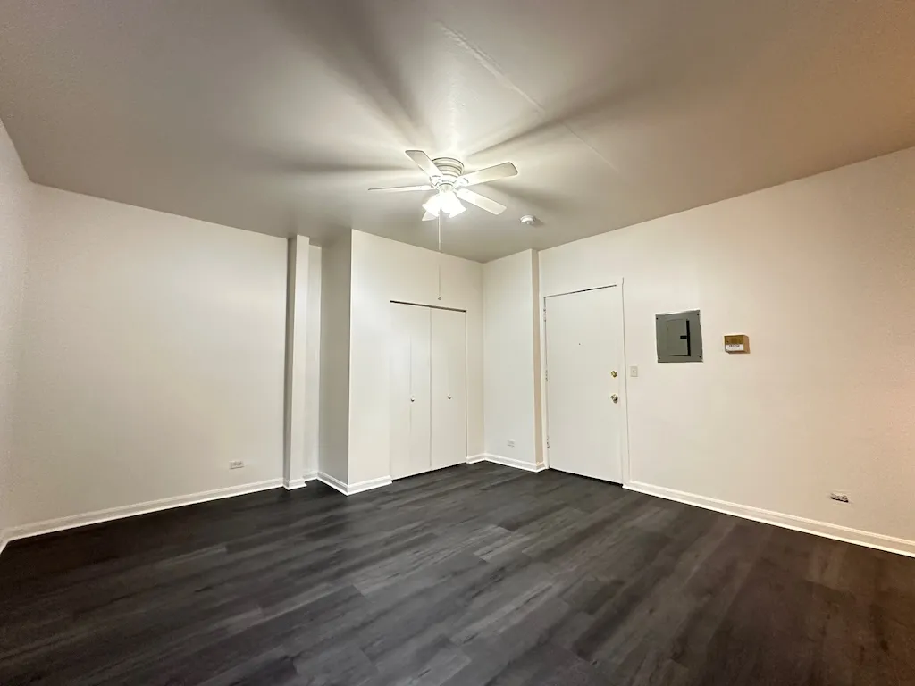 3957 W Irving Park Rd, , 60618, USA 60618-unit#309-Chicago-IL