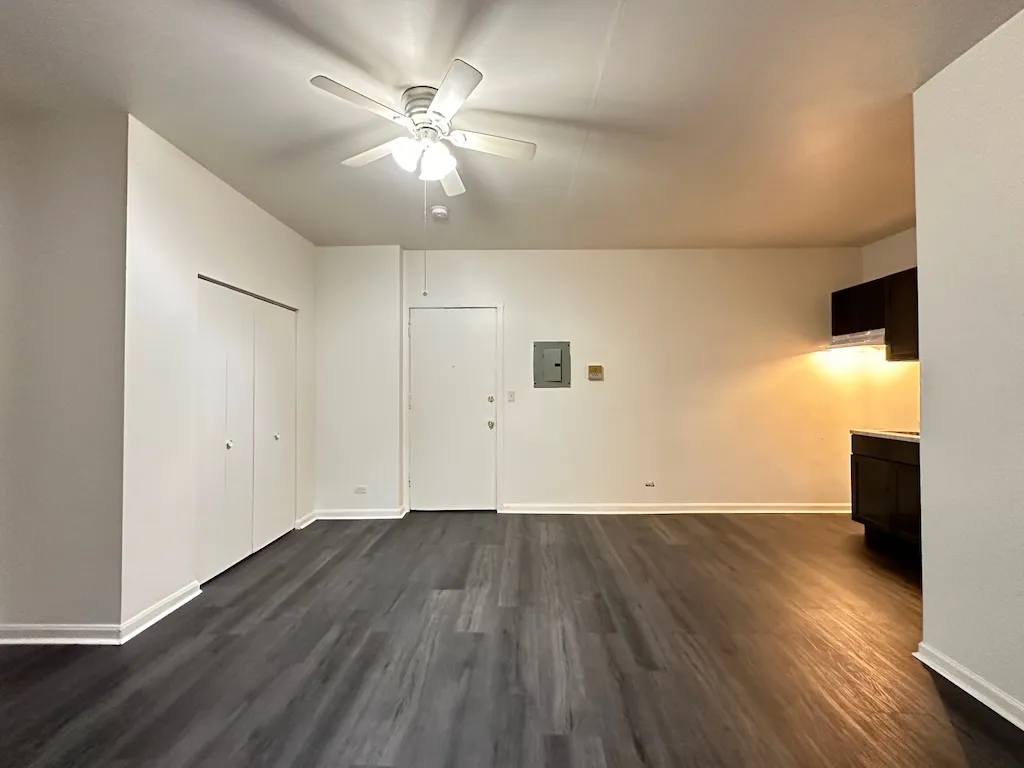 3957 W Irving Park Rd, , 60618, USA 60618-unit#309-Chicago-IL
