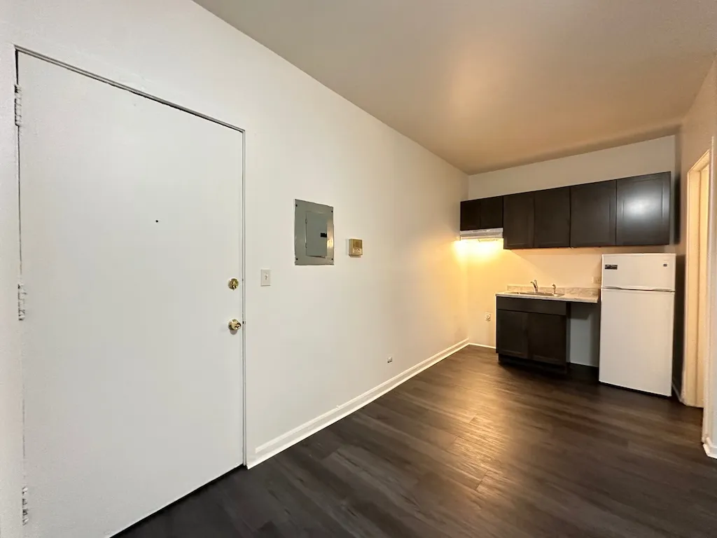3957 W Irving Park Rd, , 60618, USA 60618-unit#309-Chicago-IL