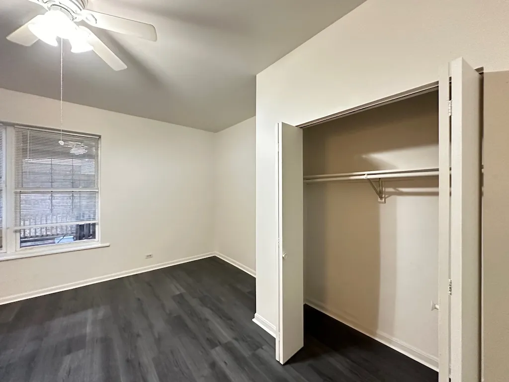 3957 W Irving Park Rd, , 60618, USA 60618-unit#309-Chicago-IL