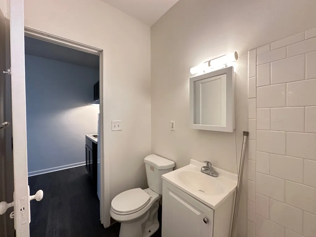 3957 W Irving Park Rd, , 60618, USA 60618-unit#309-Chicago-IL