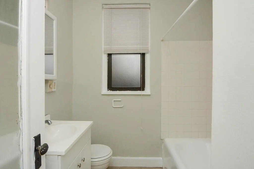 3831 N Fremont St, , 60613, USA 60613-unit#406-Chicago-IL