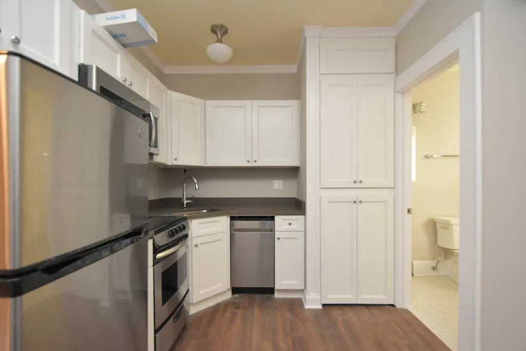 817 W Lakeside Pl, ,  60640, USA 60640-unit#106-Chicago-IL
