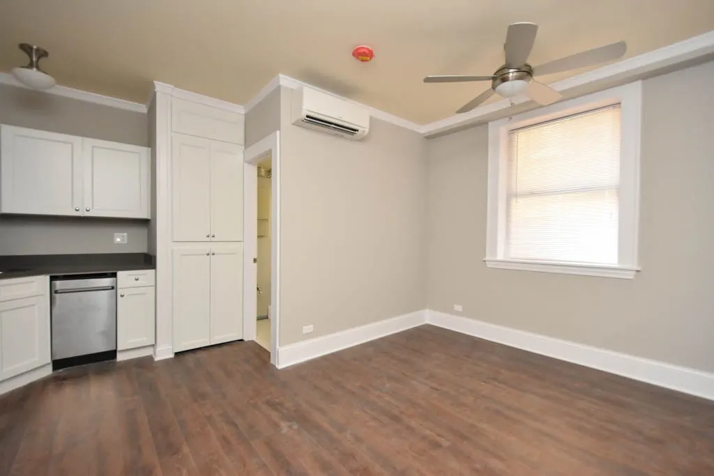 817 W Lakeside Pl, ,  60640, USA 60640-unit#106-Chicago-IL