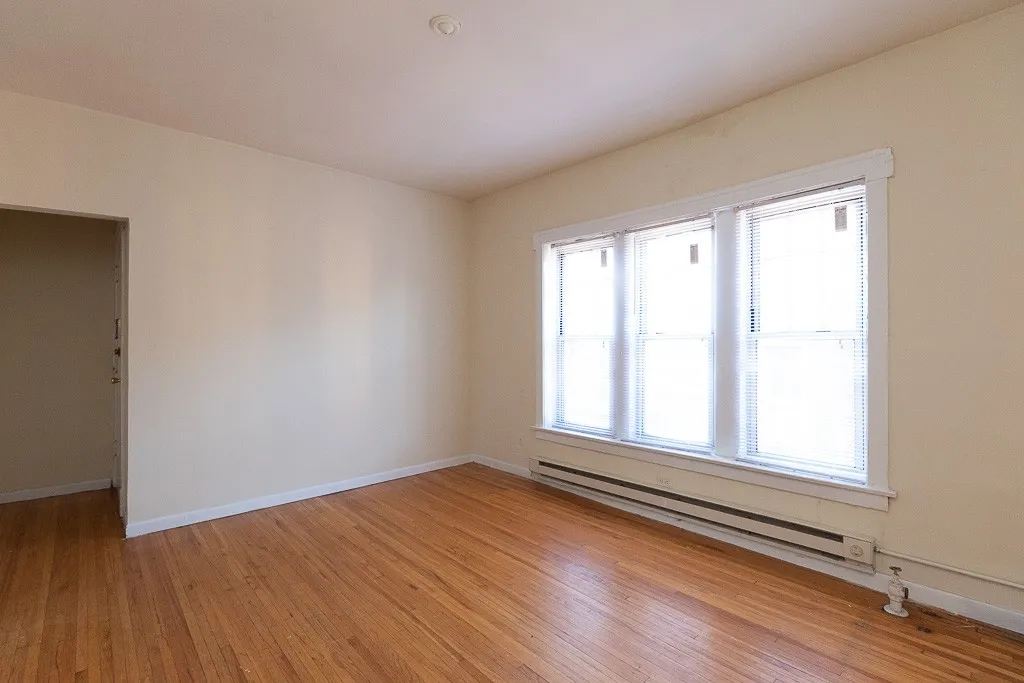 620 W Barry Ave, ,  60657, USA 60657-unit#3N-Chicago-IL