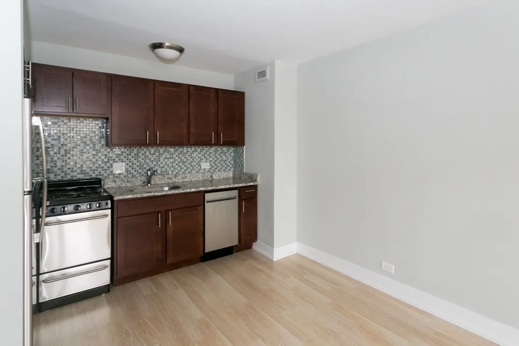 445 W Wellington Ave, ,  60657, USA 60657-unit#15H-Chicago-IL