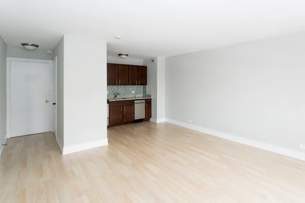445 W Wellington Ave, ,  60657, USA 60657-unit#15H-Chicago-IL