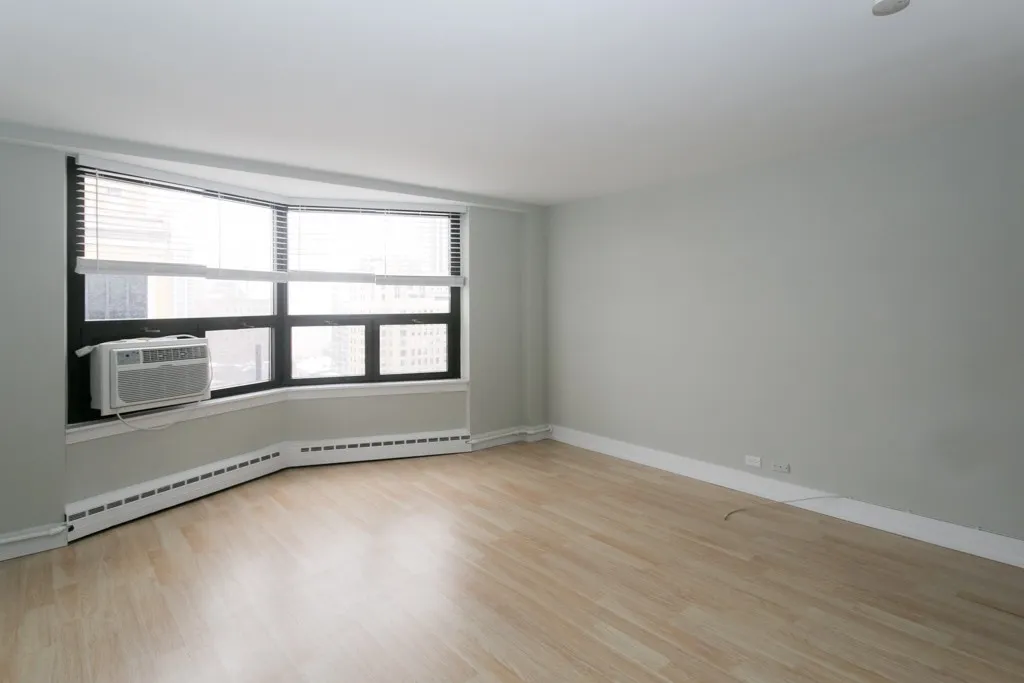 445 W Wellington Ave, ,  60657, USA 60657-unit#15H-Chicago-IL