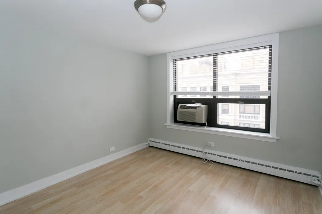 445 W Wellington Ave, ,  60657, USA 60657-unit#15H-Chicago-IL