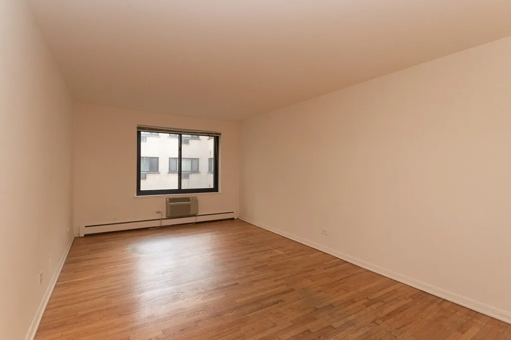 540 W Roscoe St, , 60657, USA 60657-unit#378-Chicago-IL