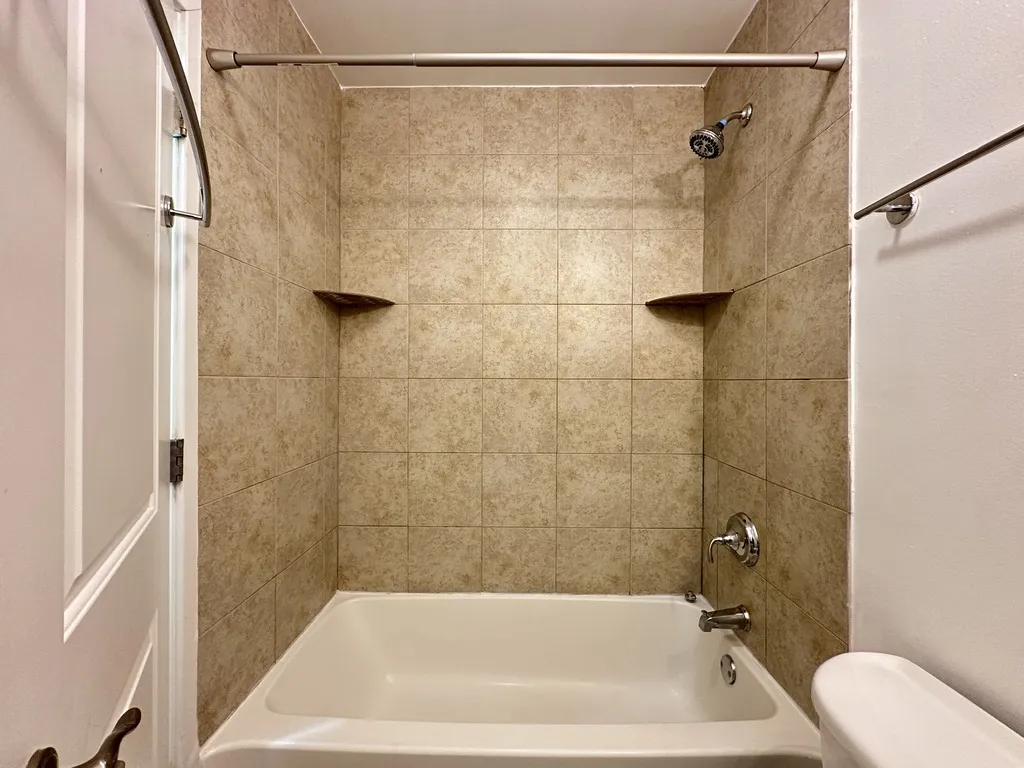 625 W Wrightwood Ave, ,  60614, USA 60614-unit#311-Chicago-IL