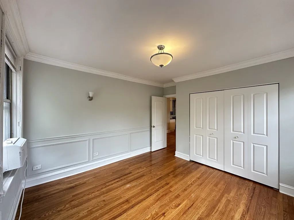 540 W Surf St, ,  60657, USA 60657-unit#3S-Chicago-IL