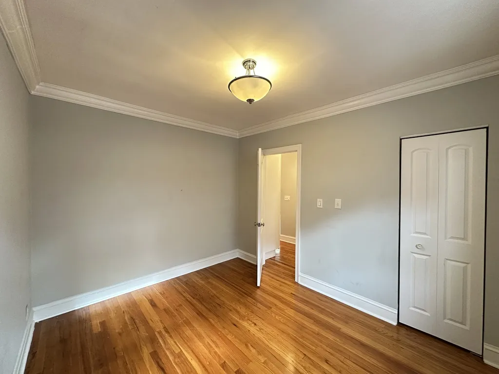540 W Surf St, ,  60657, USA 60657-unit#3S-Chicago-IL