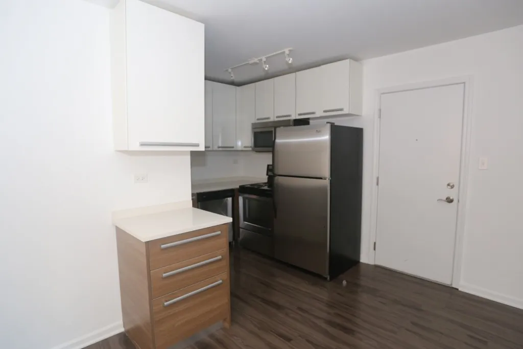 925 W Carmen Ave, ,  60640, USA 60640-unit#3E-Chicago-IL