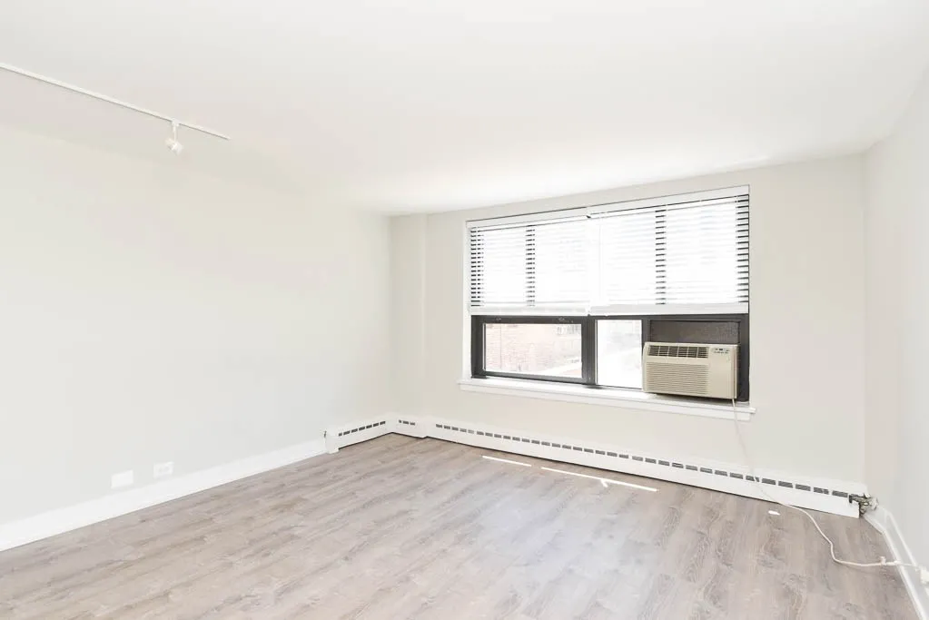445 W Wellington Ave, ,  60657, USA 60657-unit#3F-Chicago-IL
