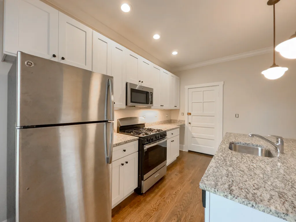 1364 E 52nd St, , 60615, USA 60615-unit#3W-Chicago-IL