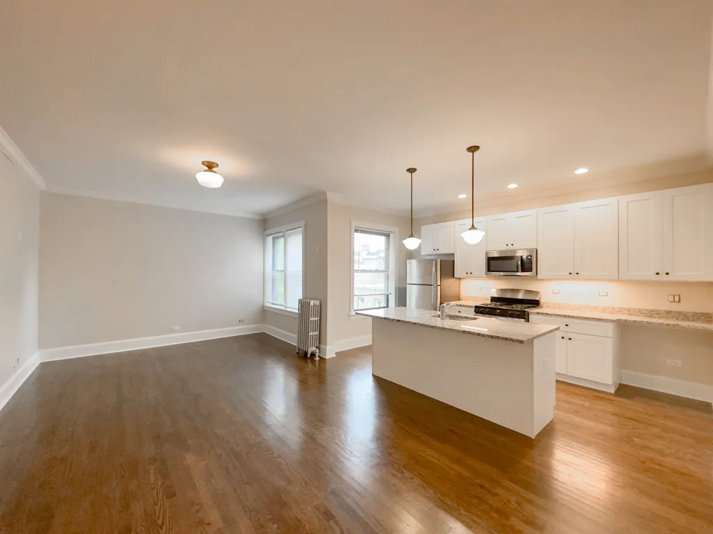 1364 E 52nd St, , 60615, USA 60615-unit#3W-Chicago-IL