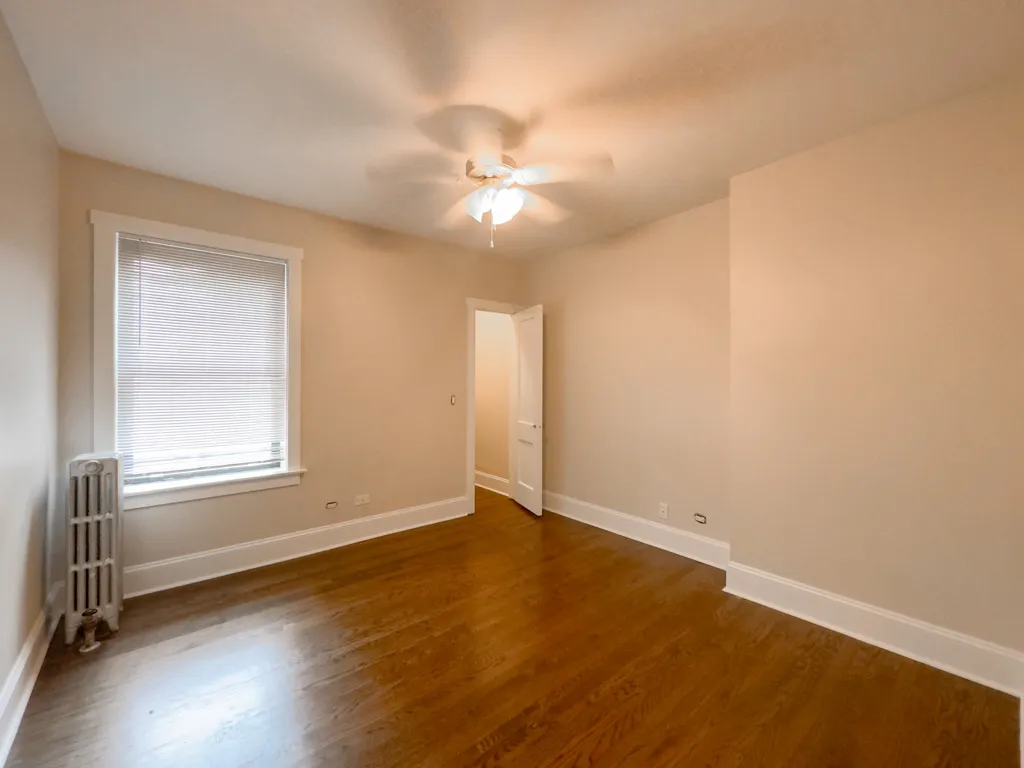 1364 E 52nd St, , 60615, USA 60615-unit#3W-Chicago-IL